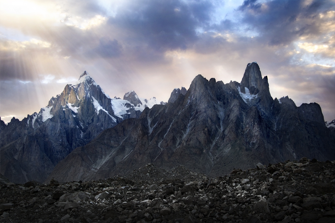 Trekking the World