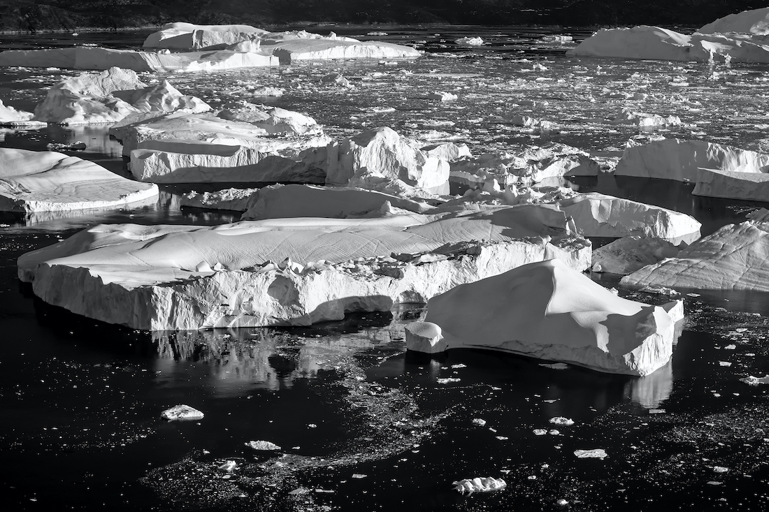 Over the iceberg (Black and White)
