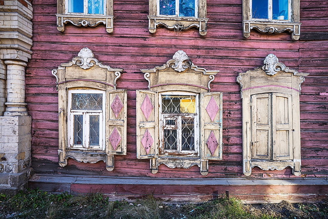 Windows From The Past