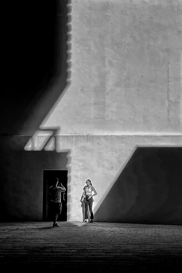 Living in City Geometry