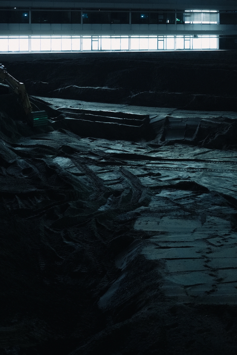 Nocturnal Beacons